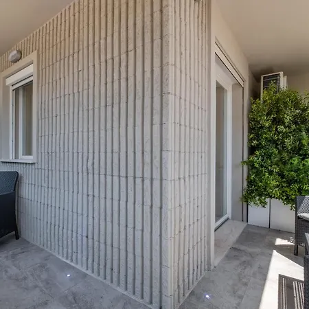 Helios Guest house *