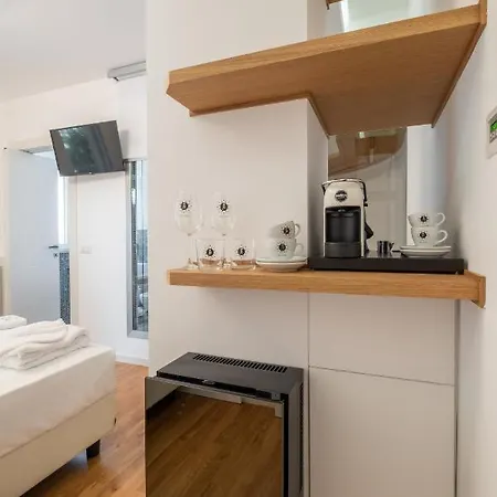 Helios 4* カリアリ