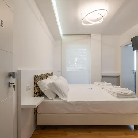 Helios Konukevi Cagliari