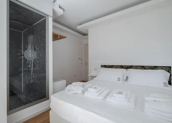 Guest house Helios 4*