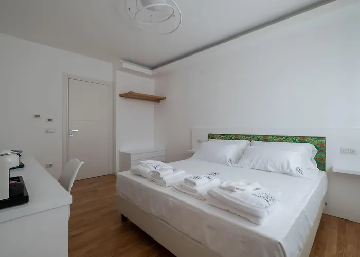 Helios Guest house 4*